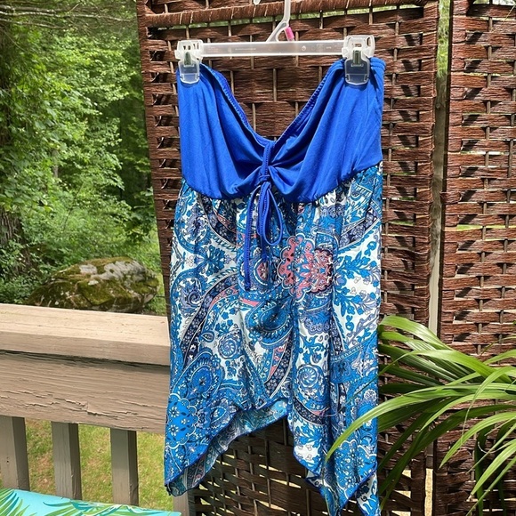 Plus Size Blue Pattern Top - Picture 8 of 9